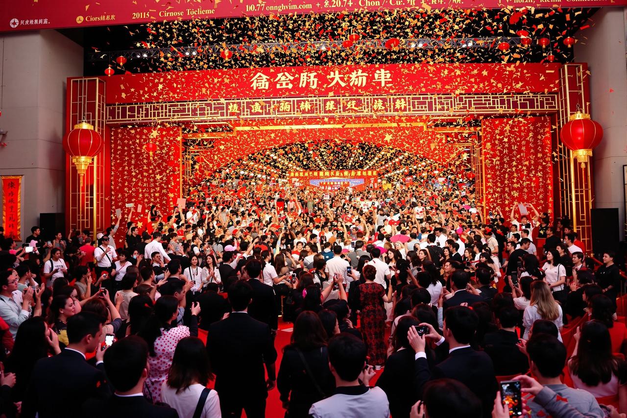 樱花电影《星辰大海》票房突破30亿，创华语科幻新纪录